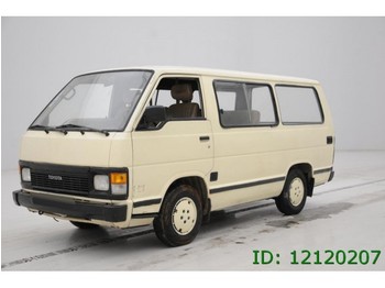 toyota closed van #7