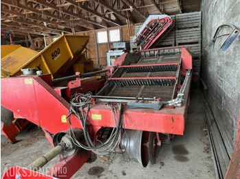  1995 KVERNELAND UN2600 POTETOPPTAKER MED PLUKKEBORD - Agricultural machinery