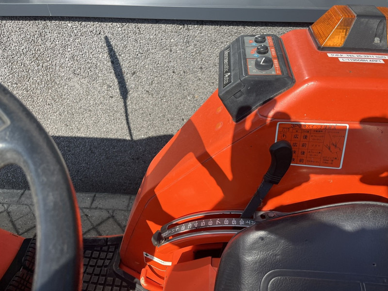 Compact tractor Kubota ZL1 195 D