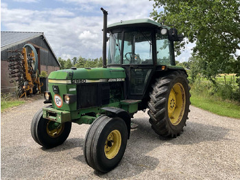 Farm tractor  1991 John Deere 2850 Two-Wheel Drive Farm Tractor