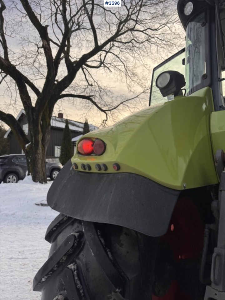 Farm tractor 2009 Claas Axion 830