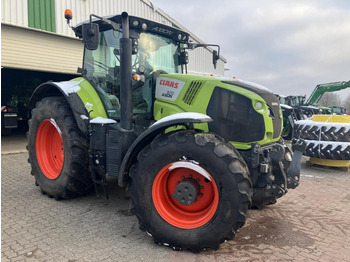 Farm tractor CLAAS AXION 870