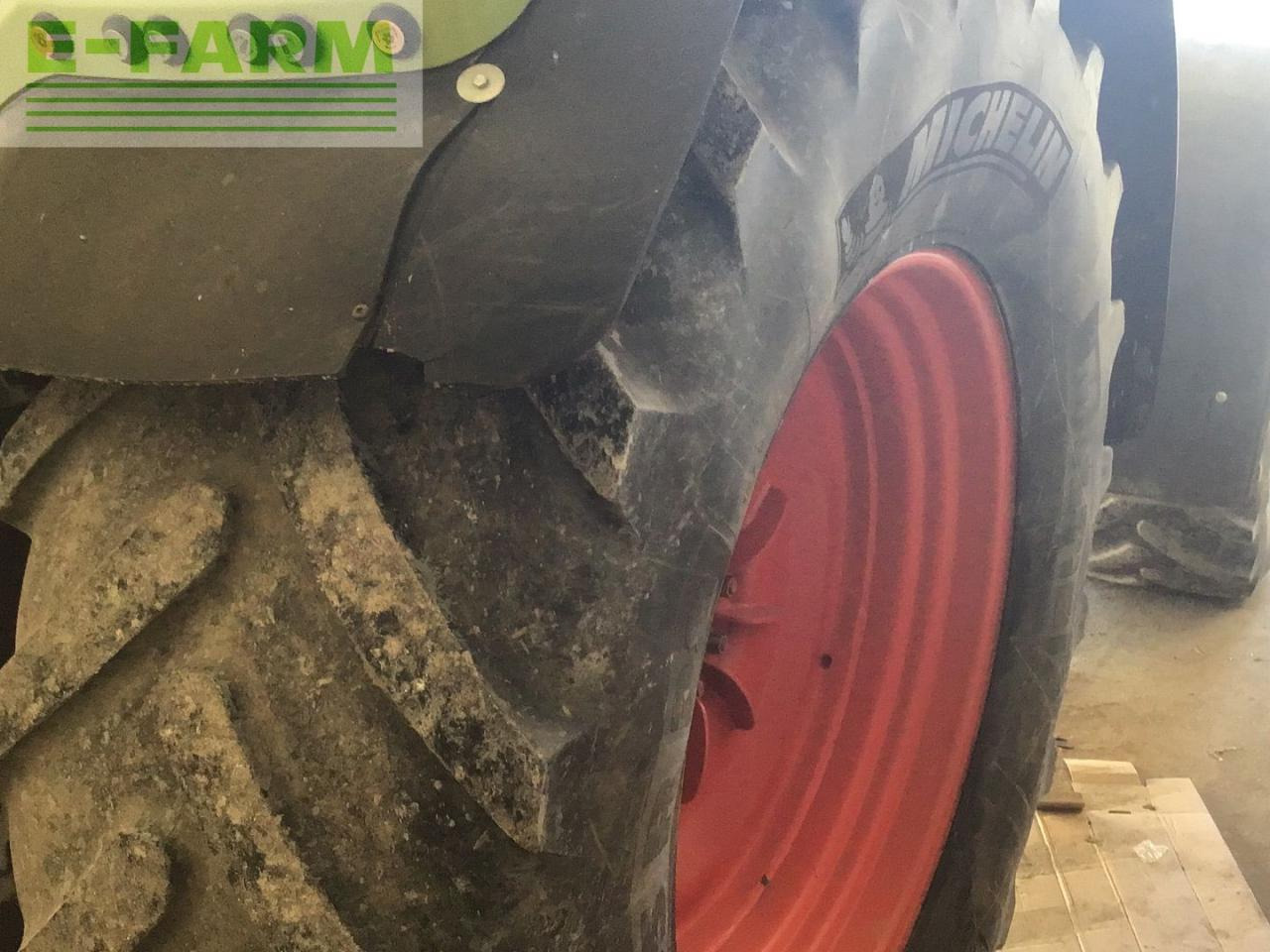Farm tractor CLAAS Arion 620