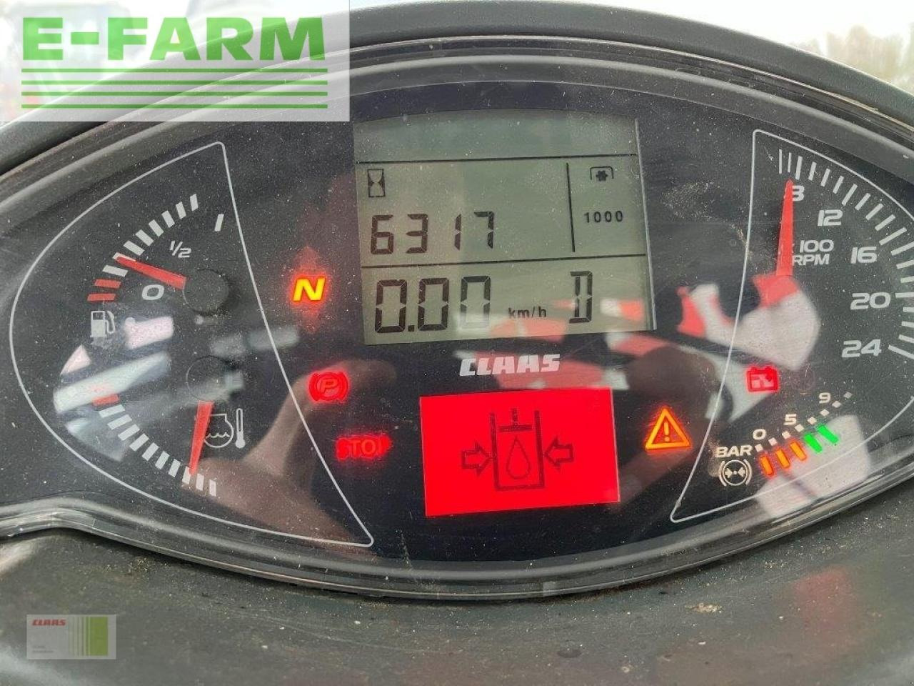 Farm tractor CLAAS arion 640 hexashift