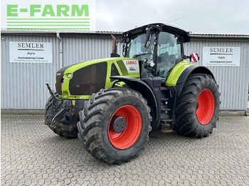 Farm tractor CLAAS axion 930