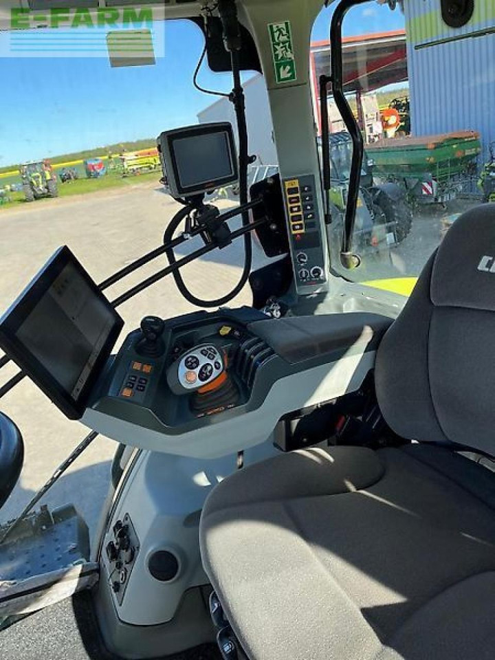 Farm tractor CLAAS axion 930 cmatic ceb