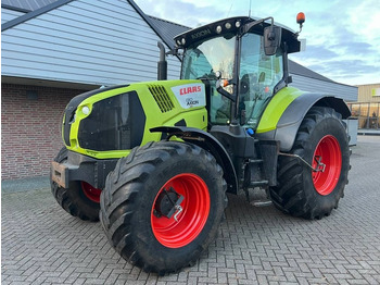 Farm tractor Claas Axion 810 Cmatic 