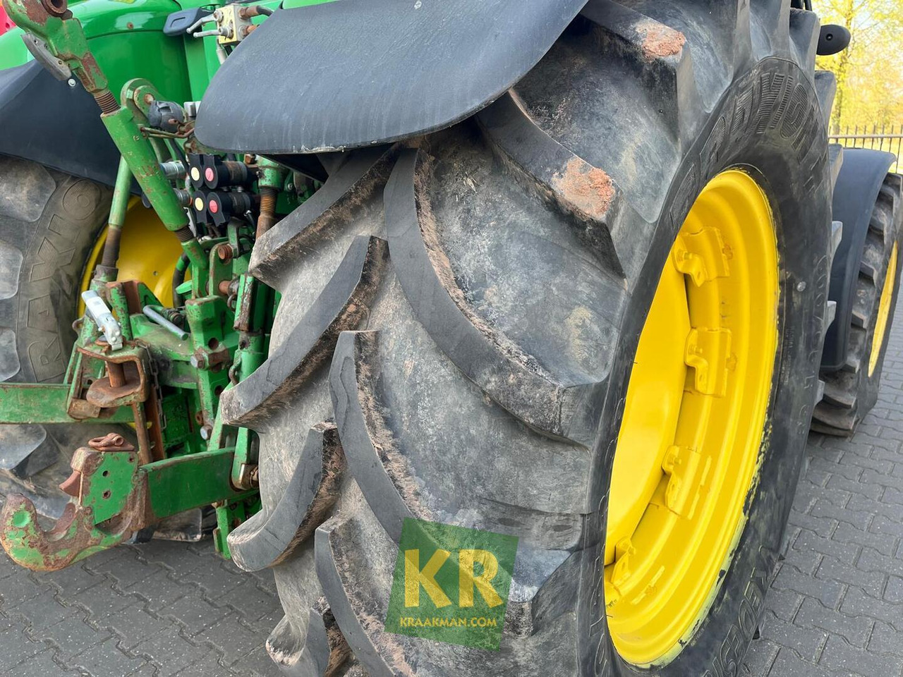 Farm tractor John Deere 6230