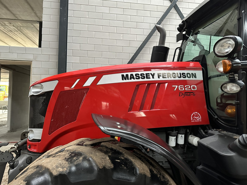 Farm tractor Massey Ferguson 7620 Dyna 6
