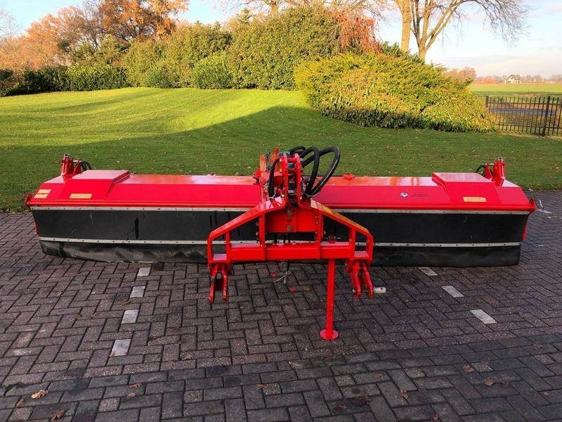 Mower Dücker SFK 4500 veegmachine