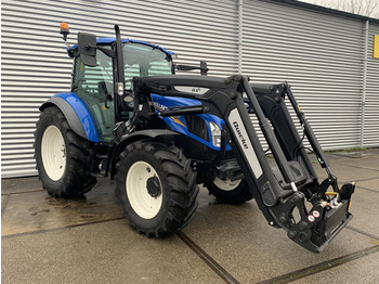 Farm tractor NEW HOLLAND T4