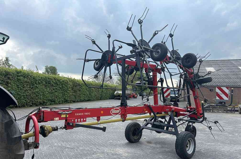 Tedder/ Rake Vicon Fanex 1103 C schudder
