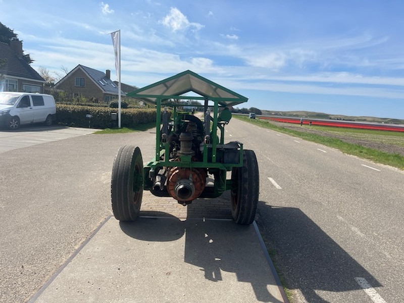 Tractor mounted sprayer DAF 615