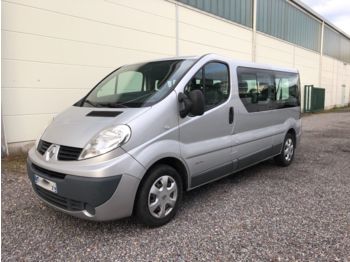 Renault Trafic 2.0 dCi 115 L2H2 minibus from Germany for