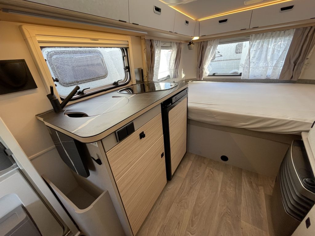 New Caravan HYMER / ERIBA / HYMERCAR Touring 530 GOLD Topausstattung Messepreis: picture 13