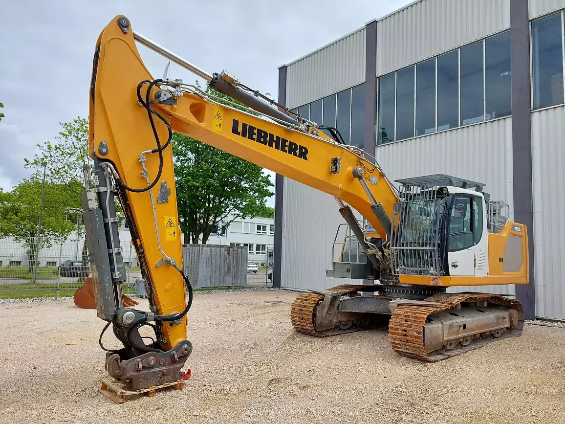 Liebherr r930 discount