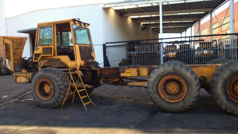 Articulated dumper VOLVO A25B (1992)