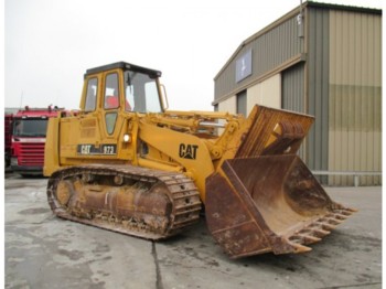 cat trax axel diameter