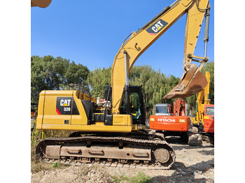 Crawler excavator CATERPILLAR 320C