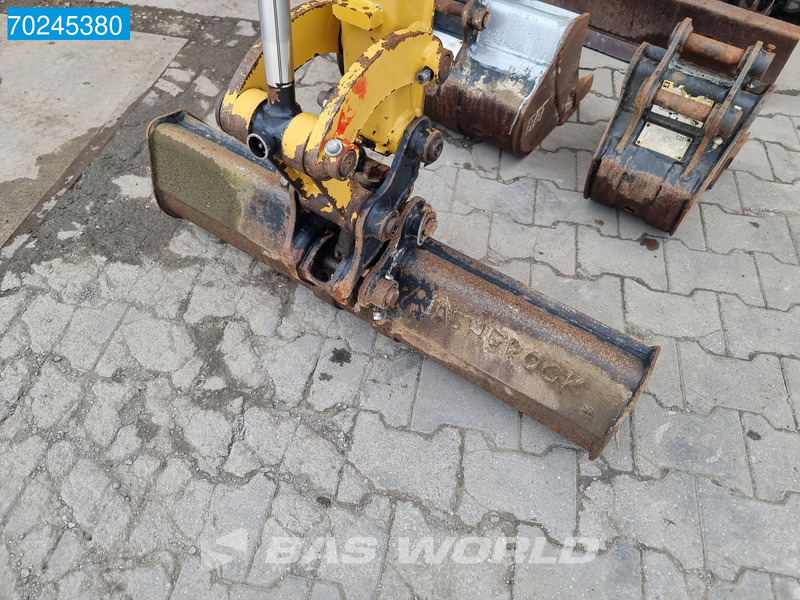 Mini excavator Caterpillar 301.7 CR: picture 18