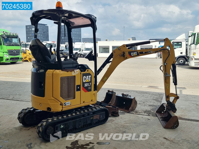 Mini excavator Caterpillar 301.7 CR: picture 7