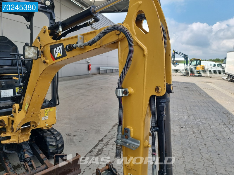 Mini excavator Caterpillar 301.7 CR: picture 13