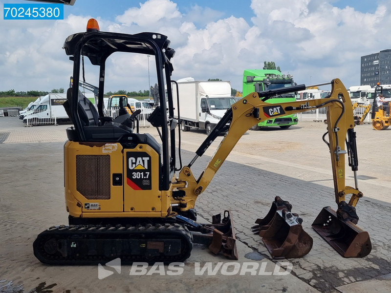 Mini excavator Caterpillar 301.7 CR: picture 8