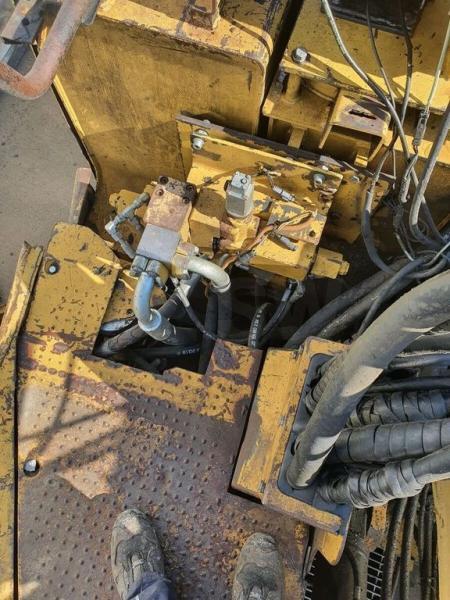 Crawler excavator Caterpillar 3 Stück! 328D TUNNELBAG Tiefl. Schild Ripper