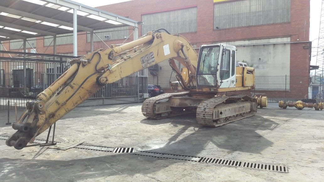 Crawler excavator Liebherr R932li ns 572-4318