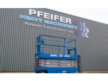 Scissor lift GENIE