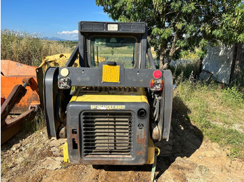 New Holland LS-170 - Skid steer loader: picture 2