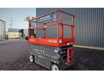 Scissor lift SKYJACK