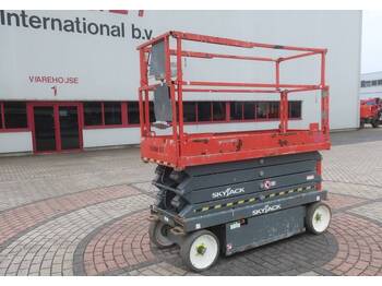 Scissor lift SKYJACK