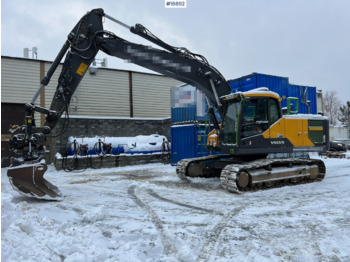 Excavator VOLVO EC220EL