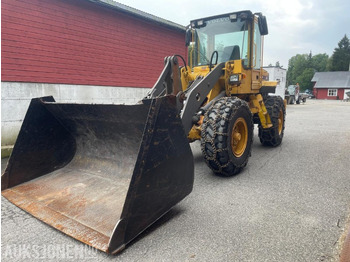 Wheel loader  1997 Volvo L70C Hjullaster med skuffe og kjettinger Sertifisert