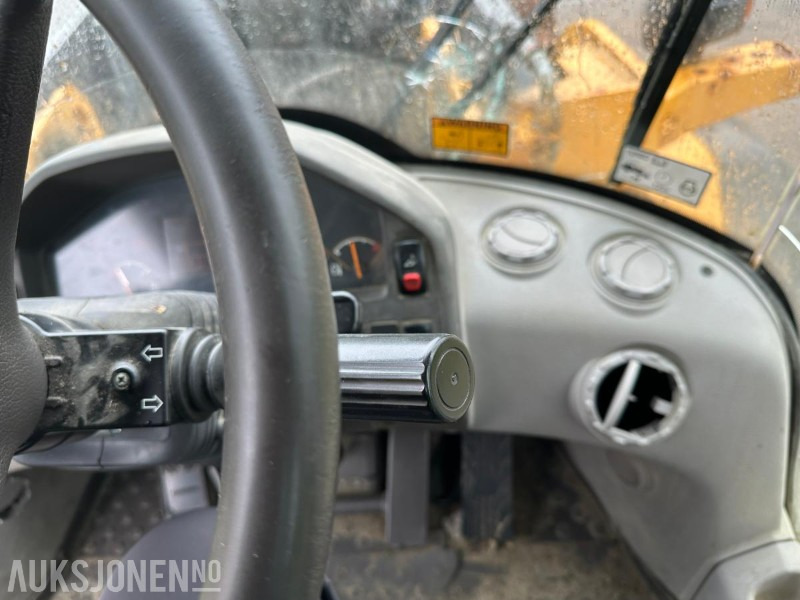 Wheel loader 2011 VOLVO L120F HJULLASTER MED SKUFFE - 14908 TIMER - SERTIFISERT 02/2024