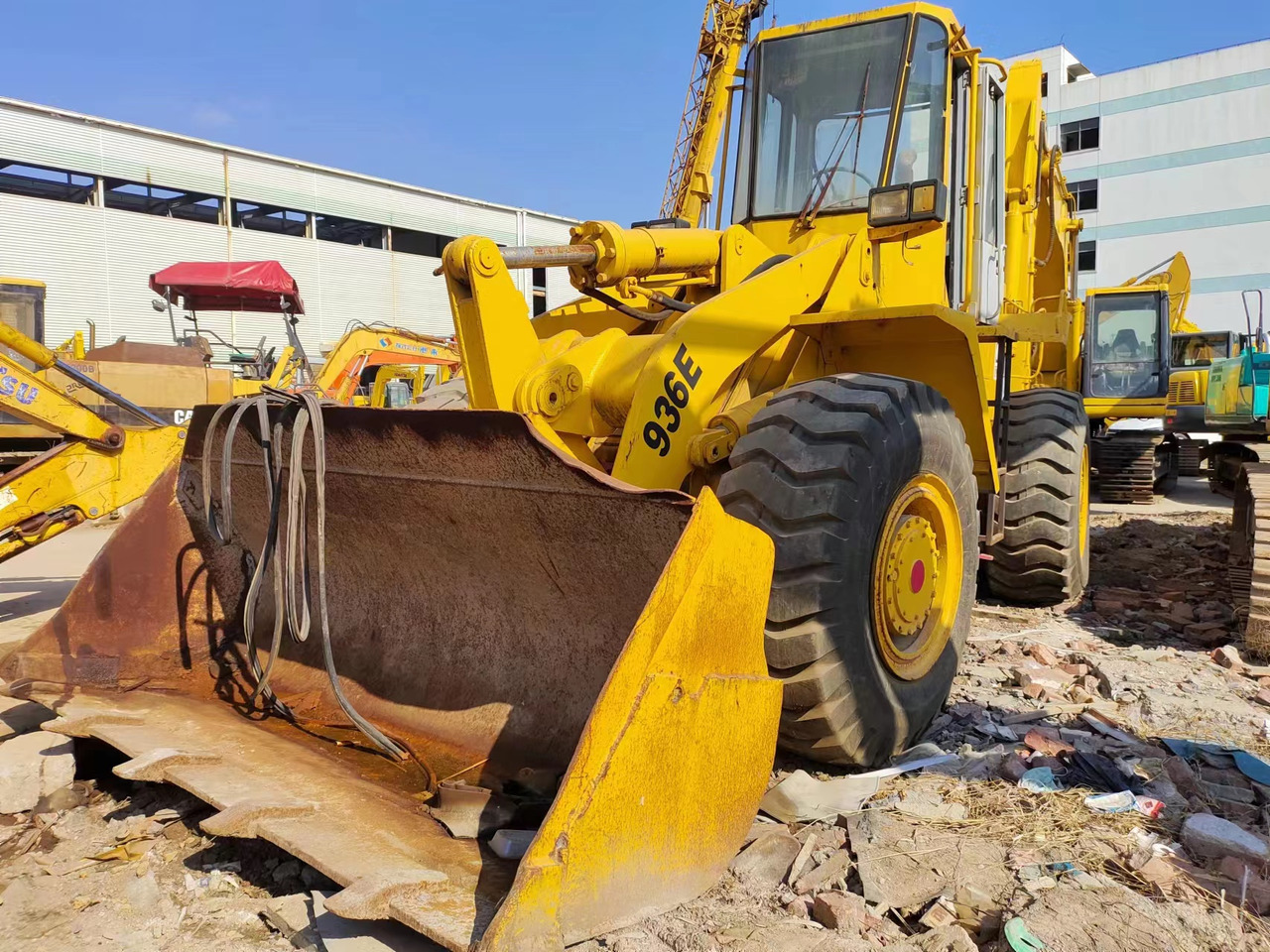 Wheel loader CATERPILLAR 936E