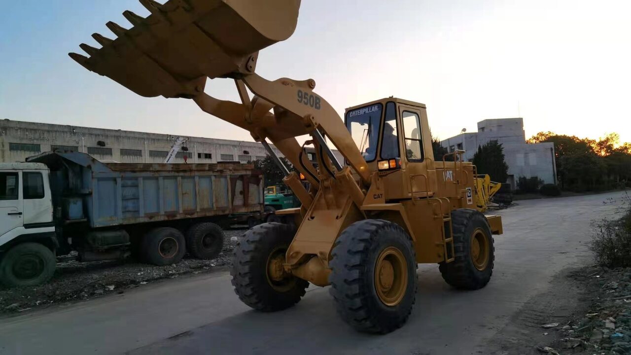 Wheel loader CATERPILLAR 950B