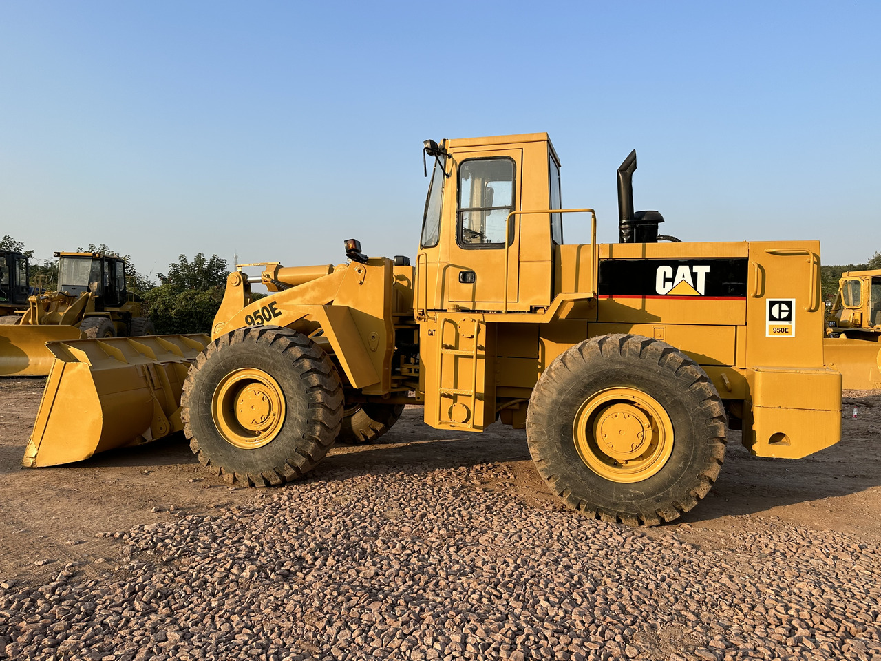 Wheel loader CATERPILLAR 950E