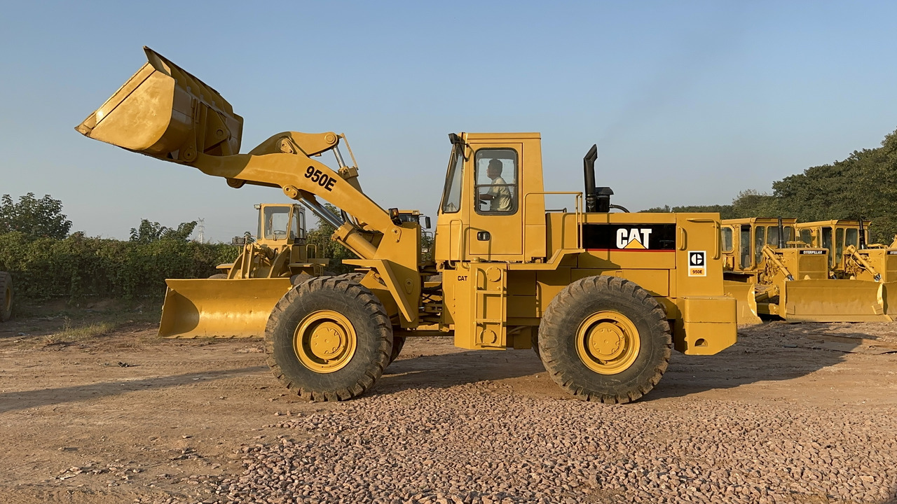 Wheel loader CATERPILLAR 950E