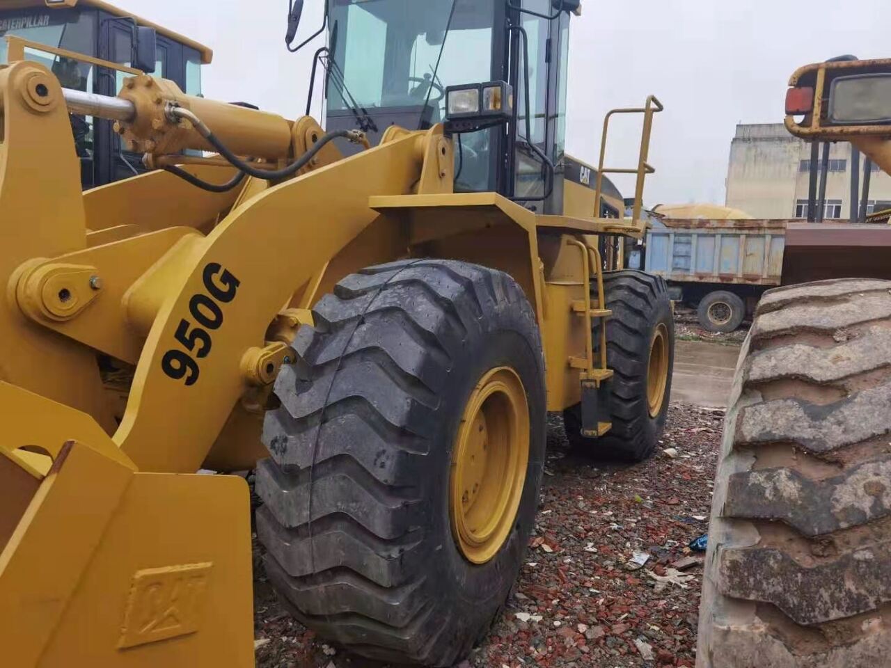 Wheel loader CATERPILLAR 950G