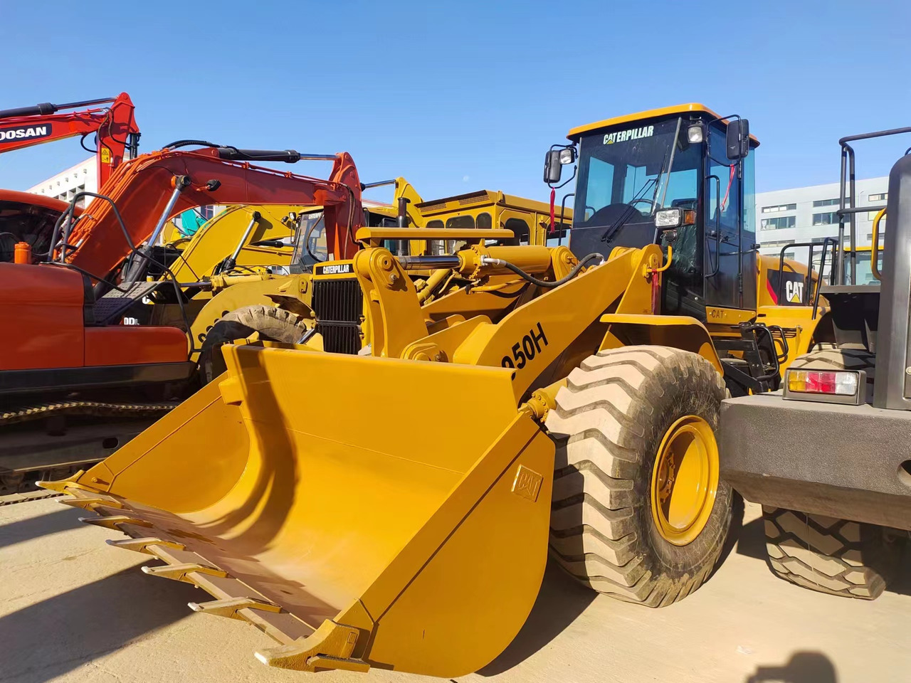 Wheel loader CATERPILLAR 950H