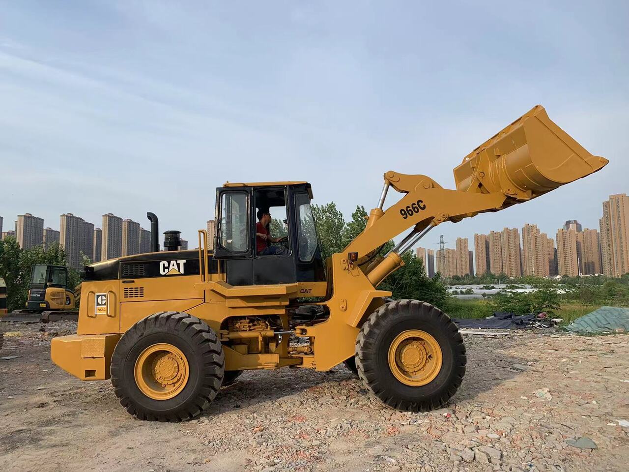 Wheel loader CATERPILLAR 966C