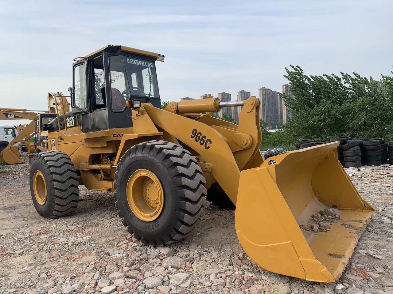 Wheel loader CATERPILLAR 966C