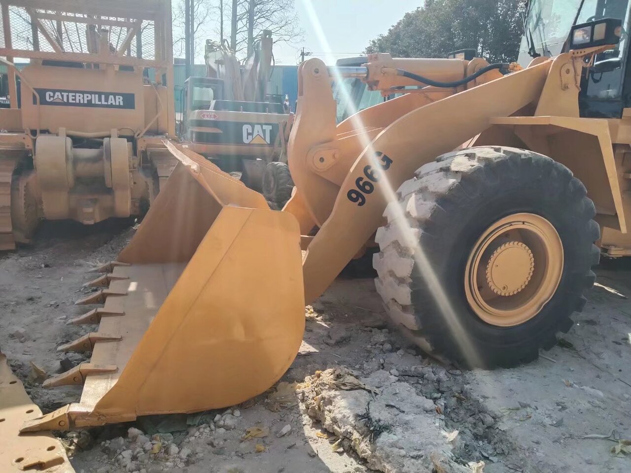 Wheel loader CATERPILLAR 966G