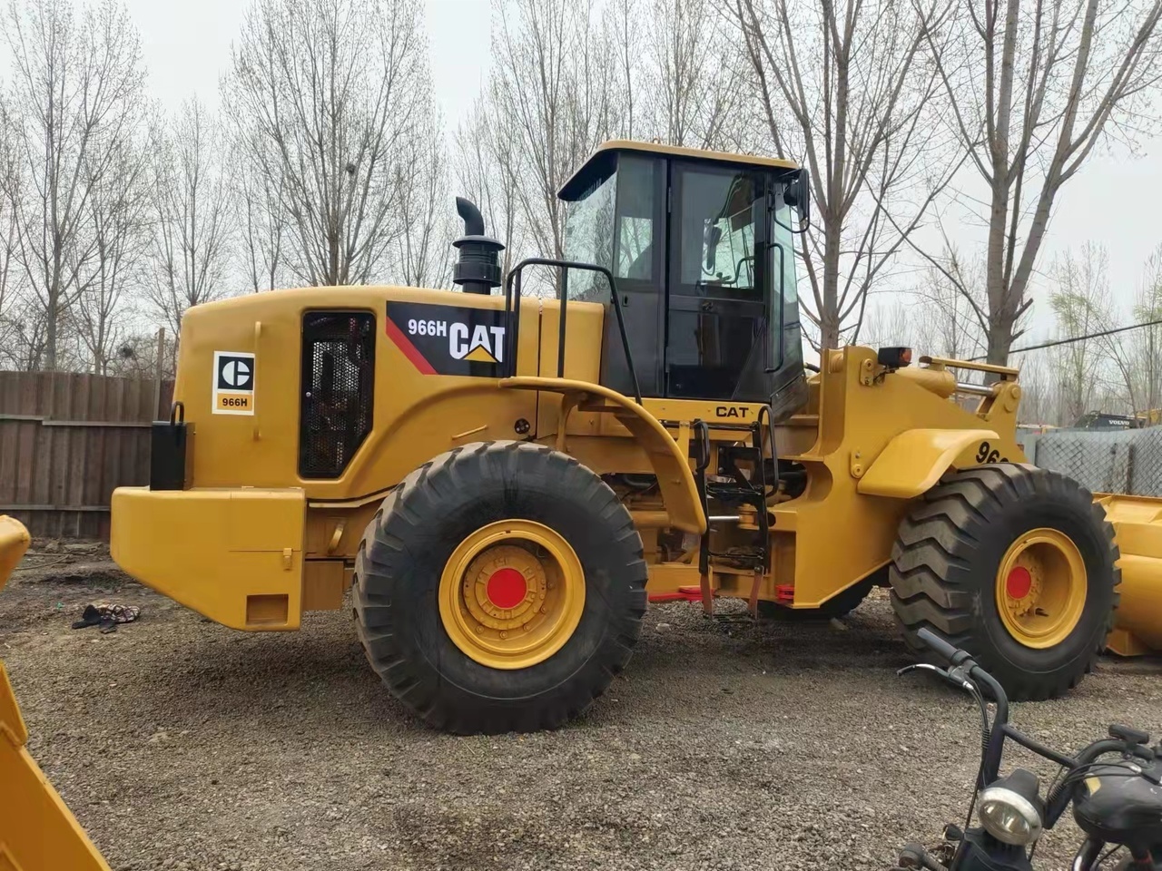 Wheel loader CATERPILLAR 966H