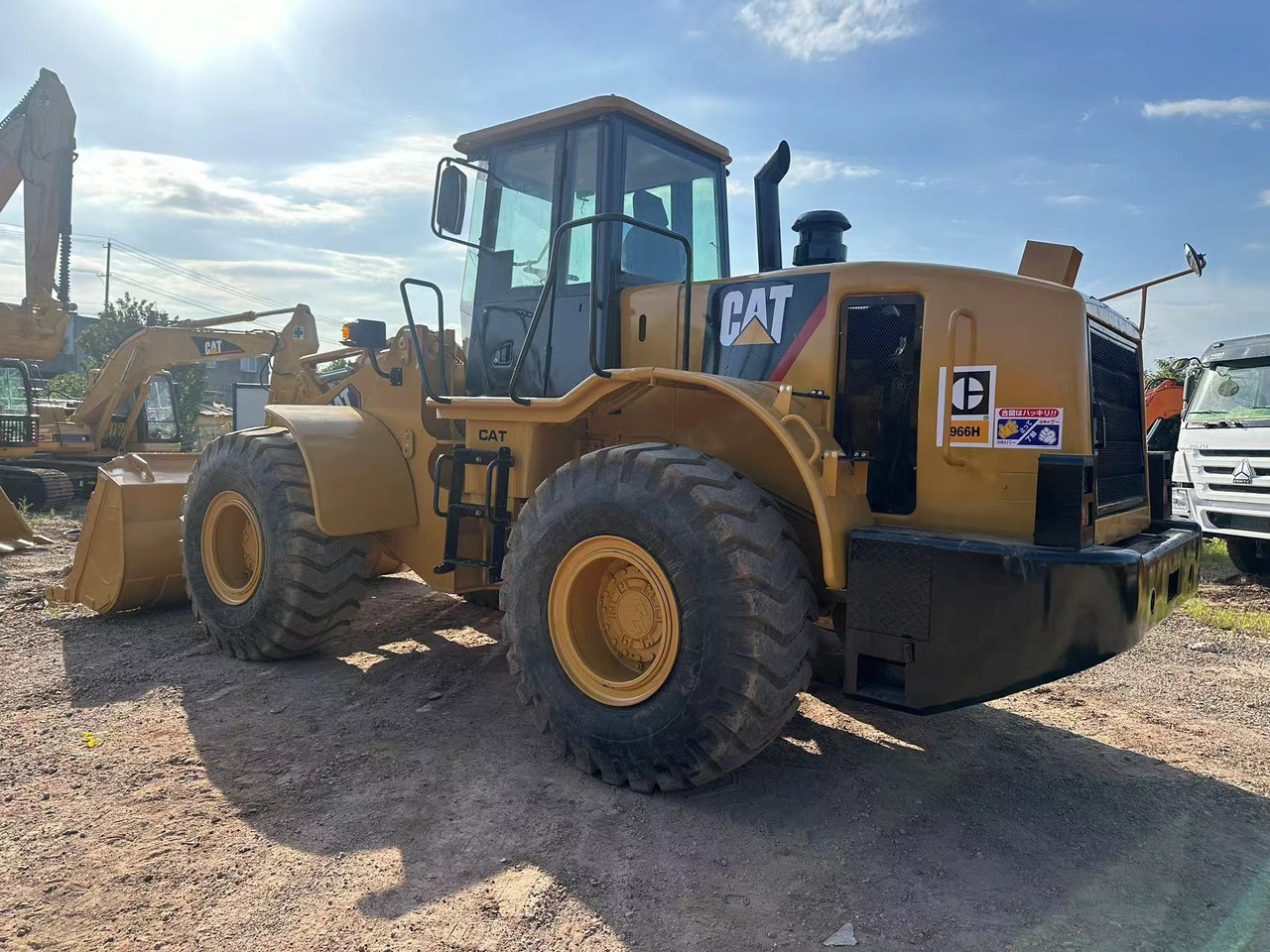 Wheel loader CATERPILLAR 966H