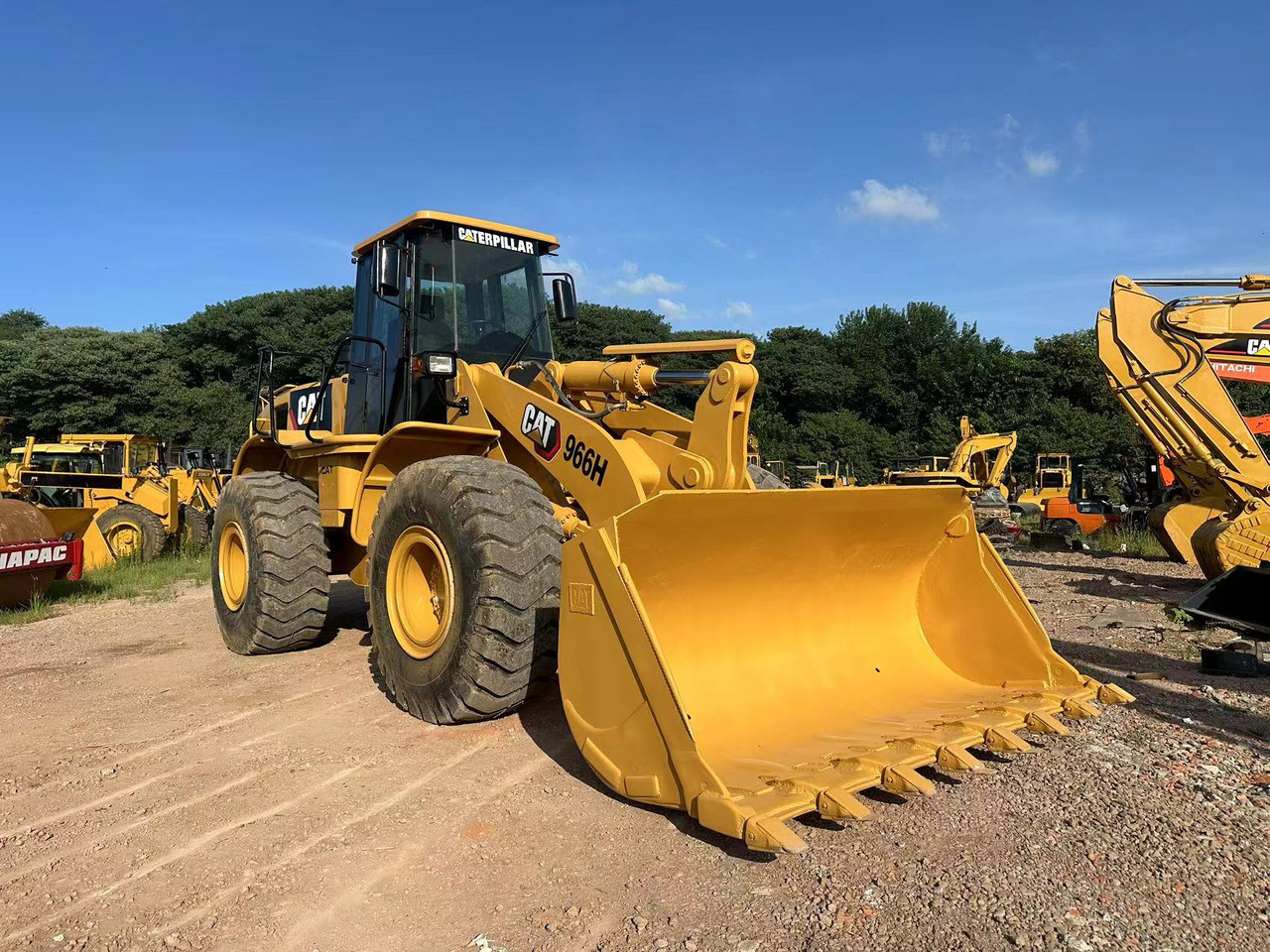 Wheel loader CATERPILLAR 966H