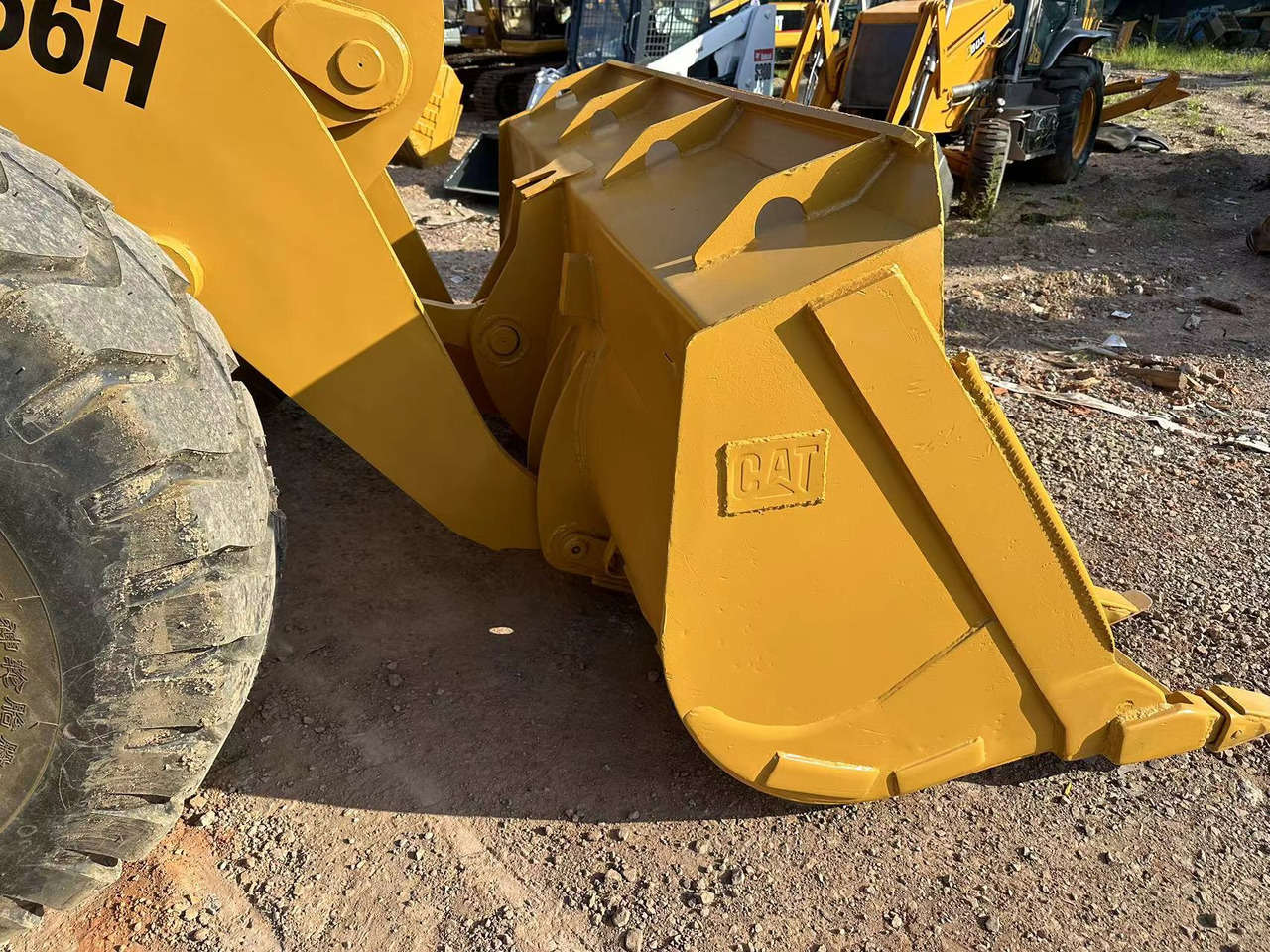 Wheel loader CATERPILLAR 966H