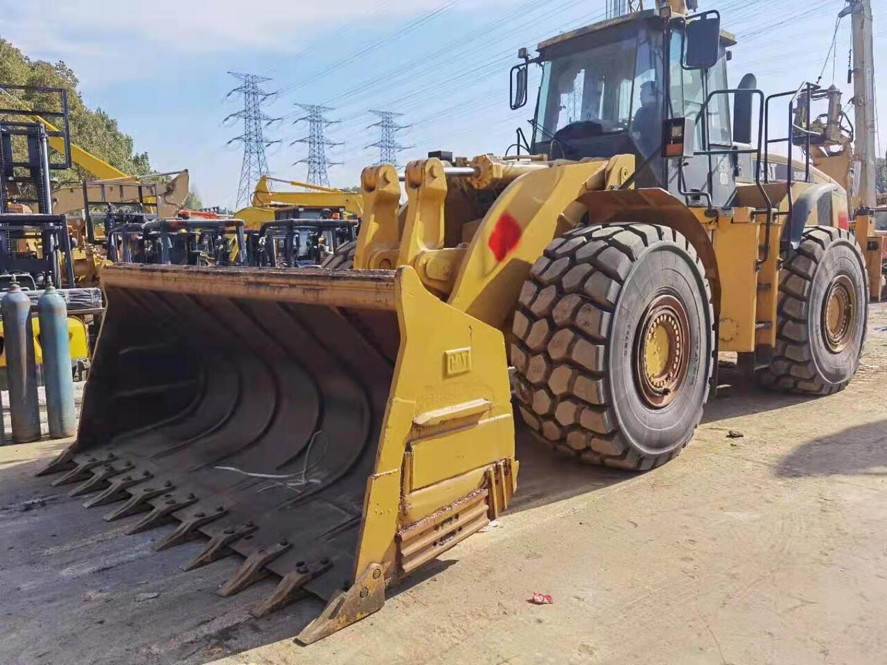 Wheel loader CATERPILLAR 980H